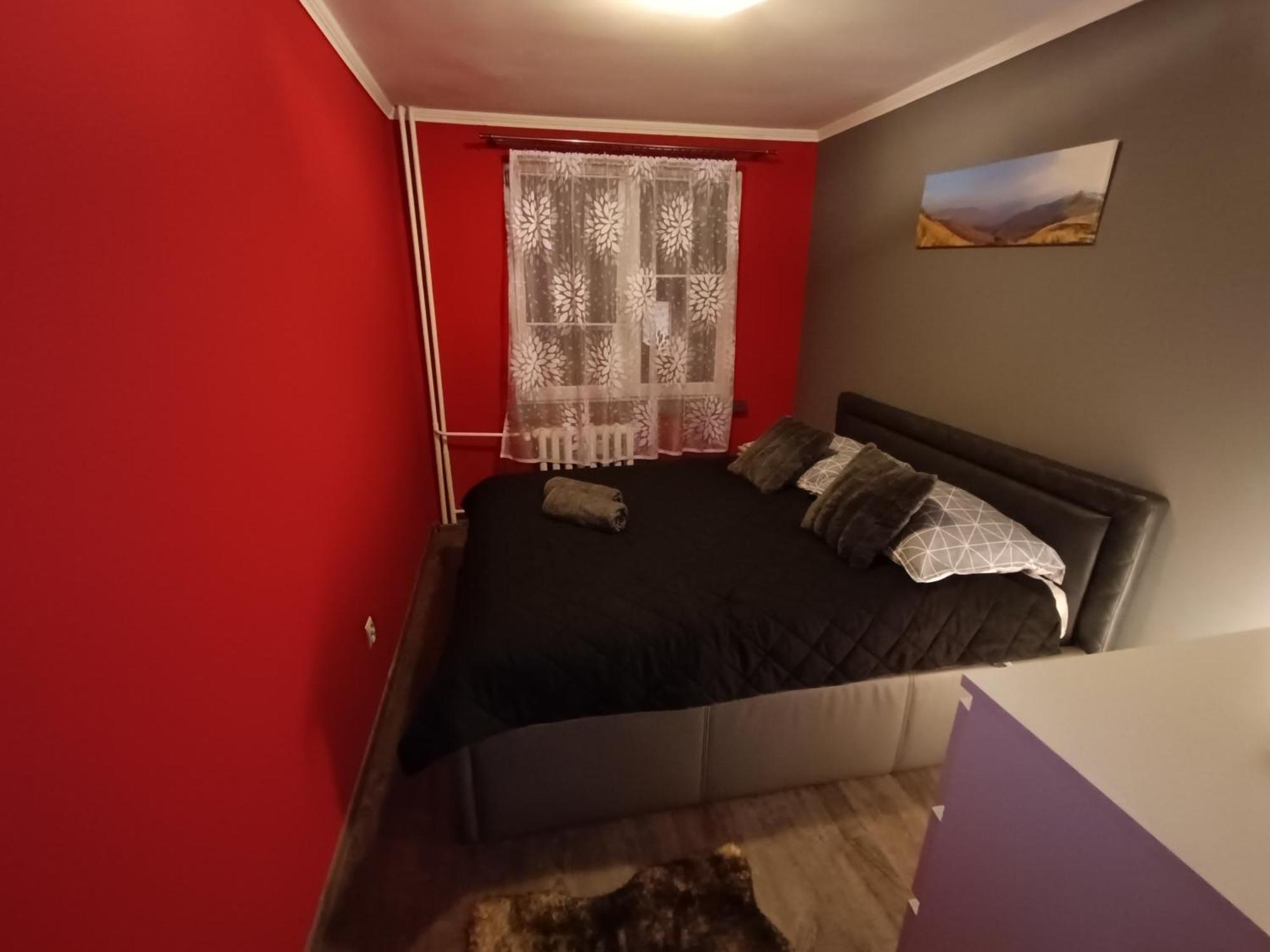 Apartament Przy Dworcu W Sanoku 외부 사진
